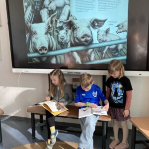 Forschungsprojekt zur  Darstellung von Bauernhof-Nutztieren in Sachbilderbüchern